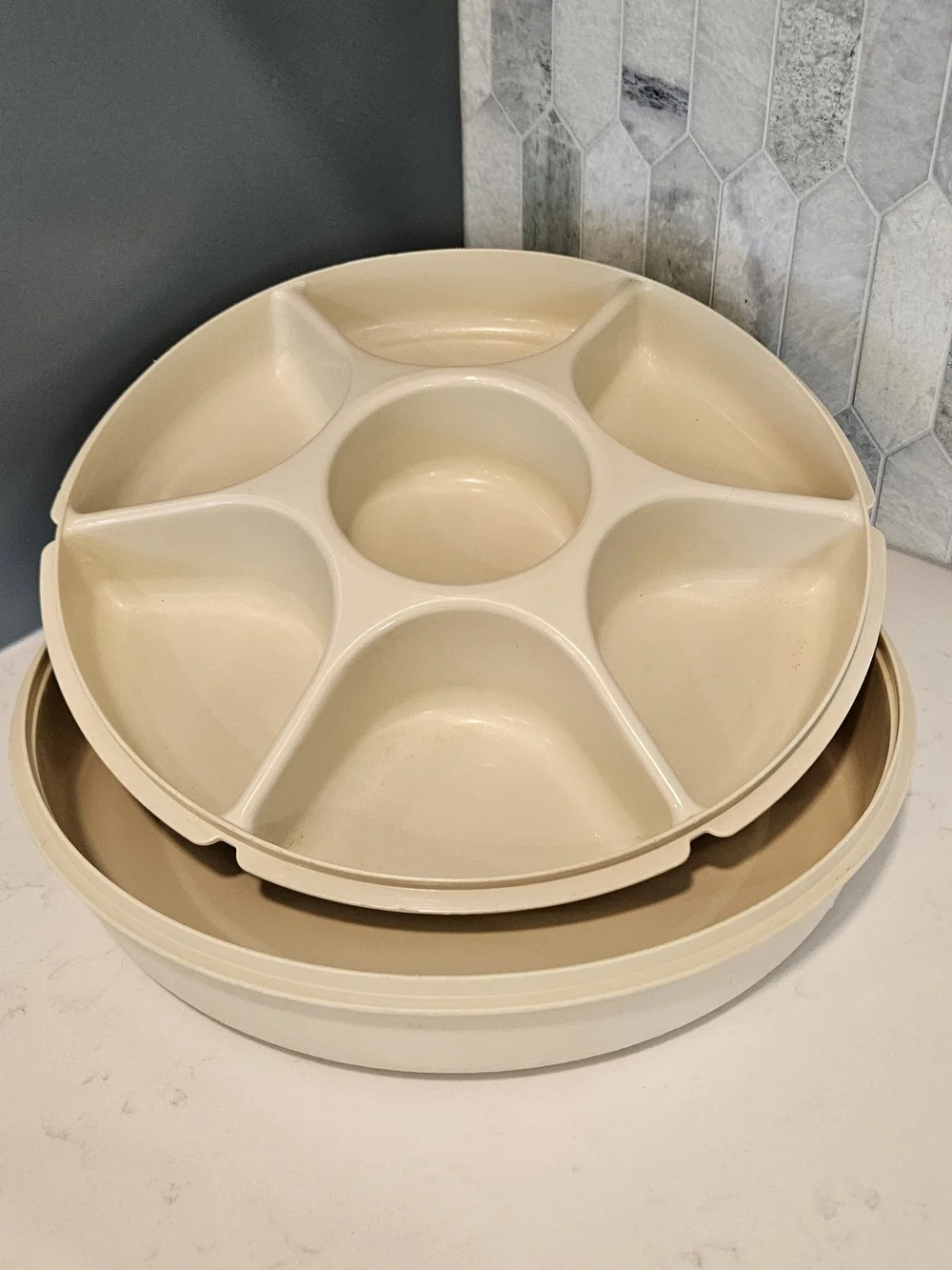 Tupperware 1665 & 1666 Vintage Vegetable Serving Container Almond